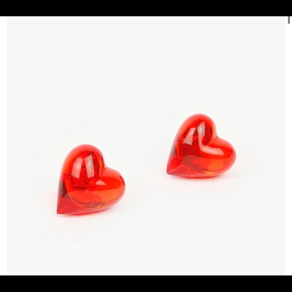 NWT Tuza Mexico City Designer, Seen On Refinery29 Resin Red Heart Earring Stud